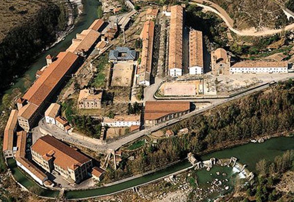 Les colònies industrials, un fet insòlit