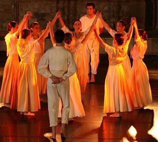 L’Espona, centre de la dansa nacional catalana