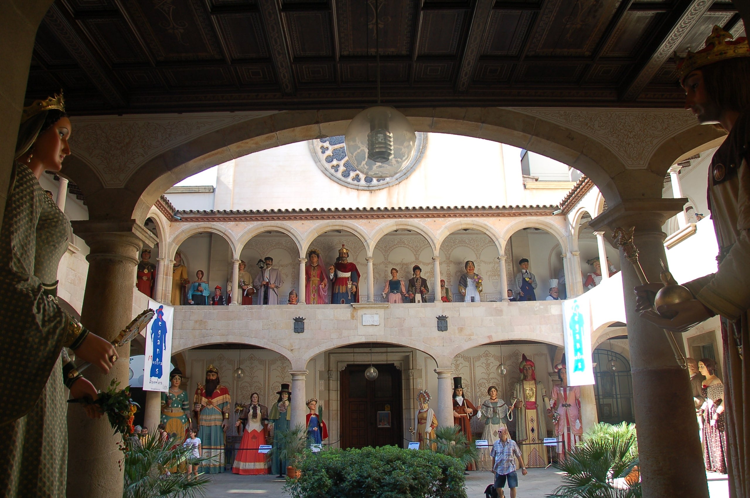 X Mostra de Gegants de Barcelona. Per primera vegada es poden trobar tots els gegants de la  ciutat