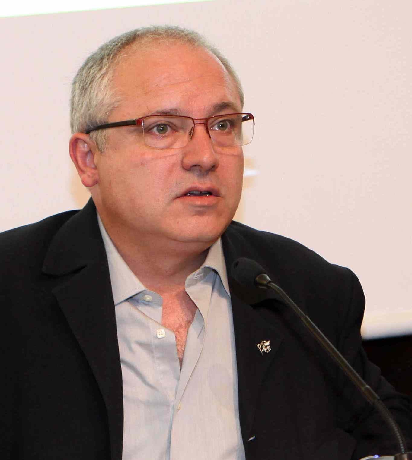 La primera ‘perla’ de LLuís Puig, nou director del CPCPTC