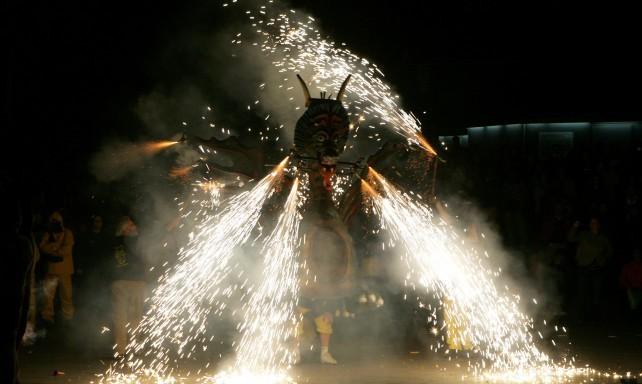 Curs de formació en pirotècnia per a caps de colla