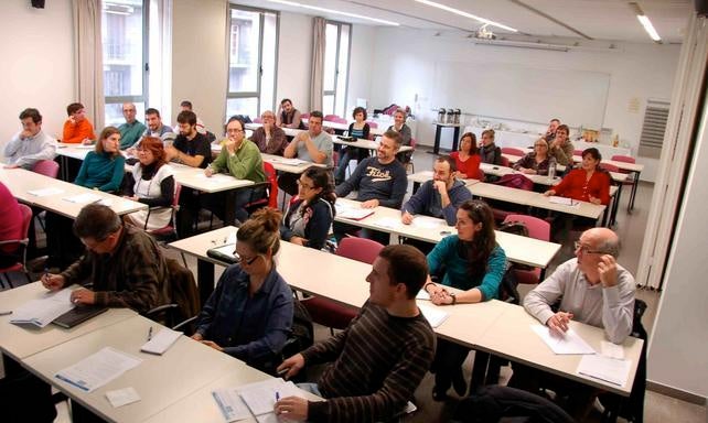 Com potenciar els mitjans de comunicació de les associacions?