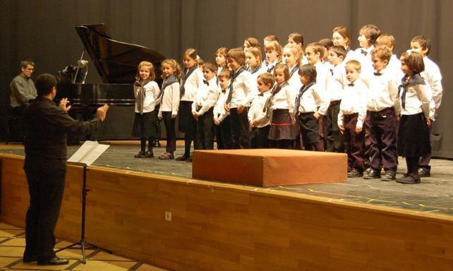 La 46a Trobada de Corals Infantils repartí a 2000 cantaires per tota Catalunya