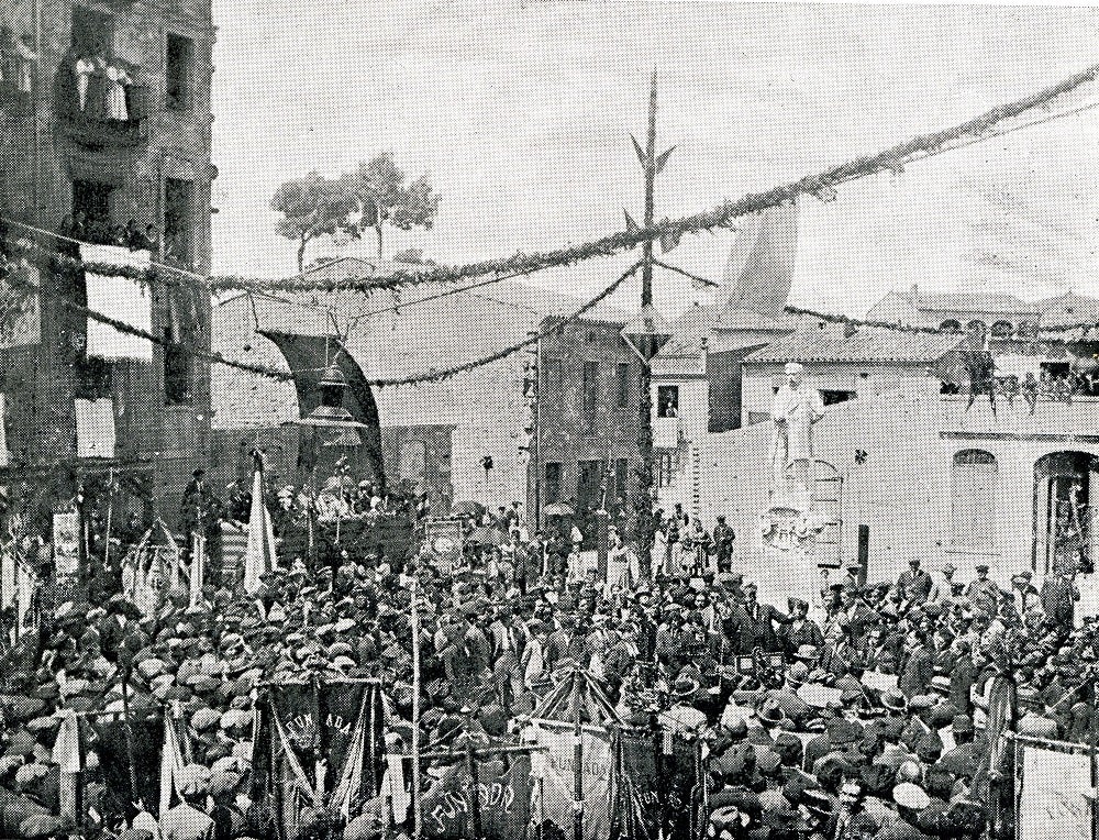 El monument més gran a Josep Anselm Clavé