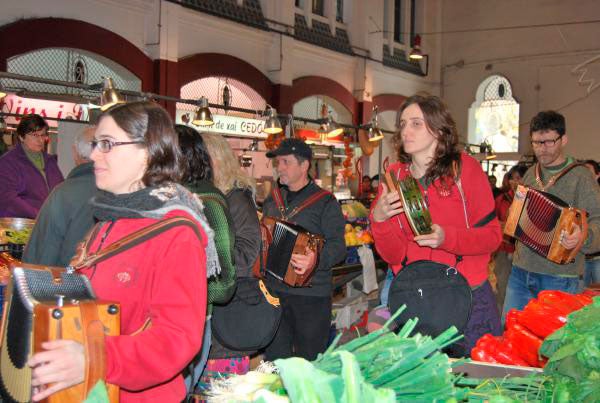 La Botonera, la revista de l’acordió de botons