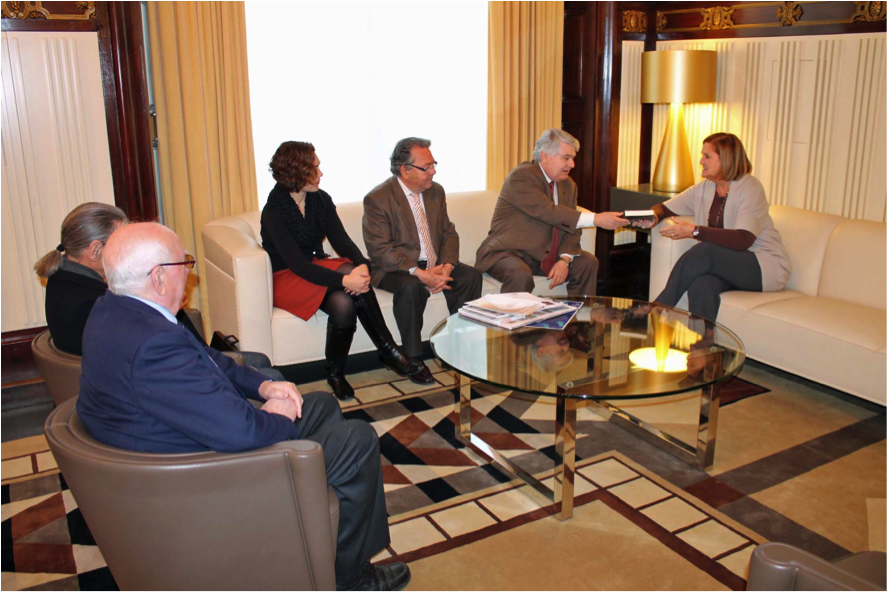 El Parlament se suma al cinquantè aniversari del llibre “Els altres catalans” de Paco Candel