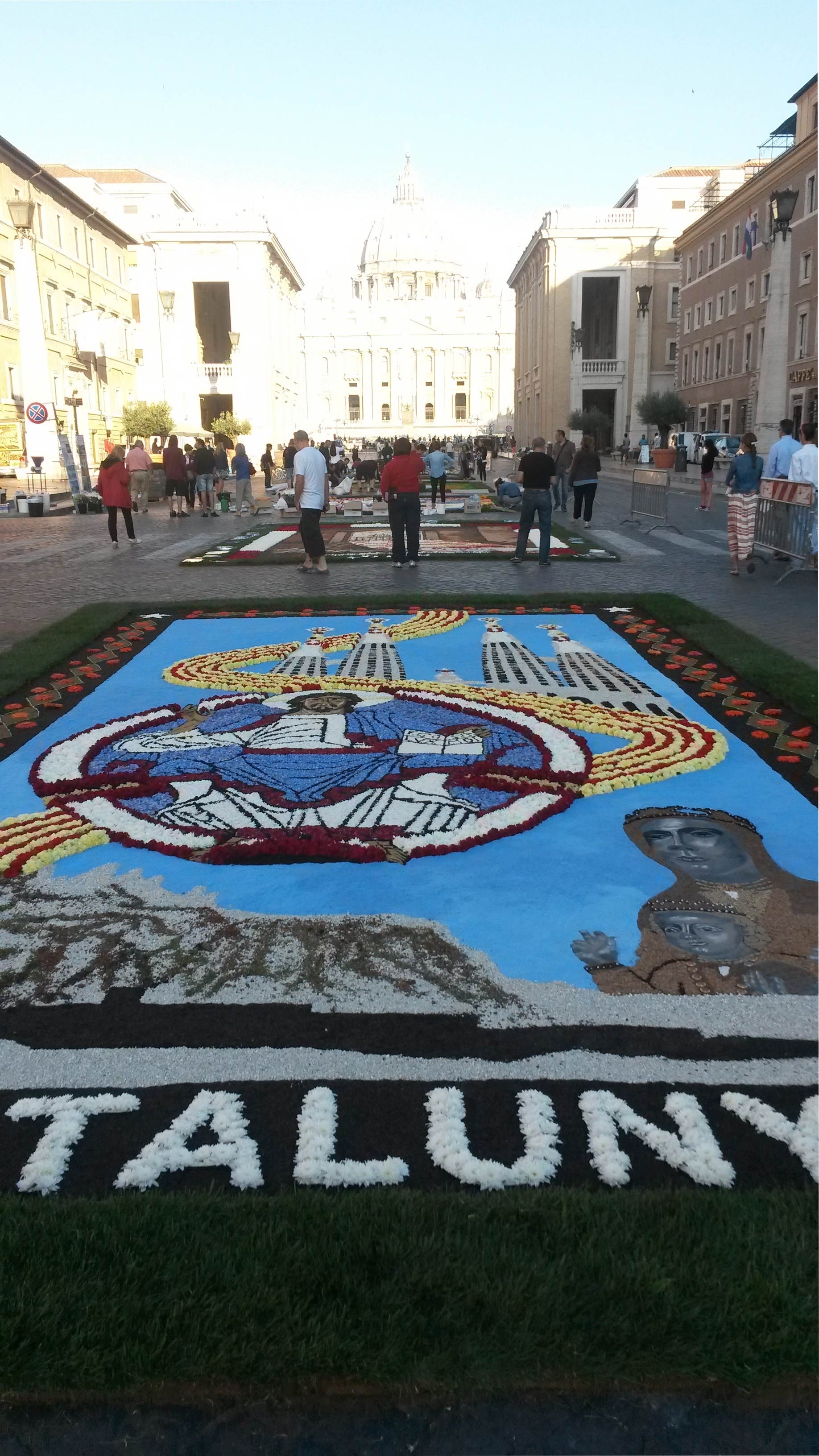 Un país de catifes que s’exhibeix al món
