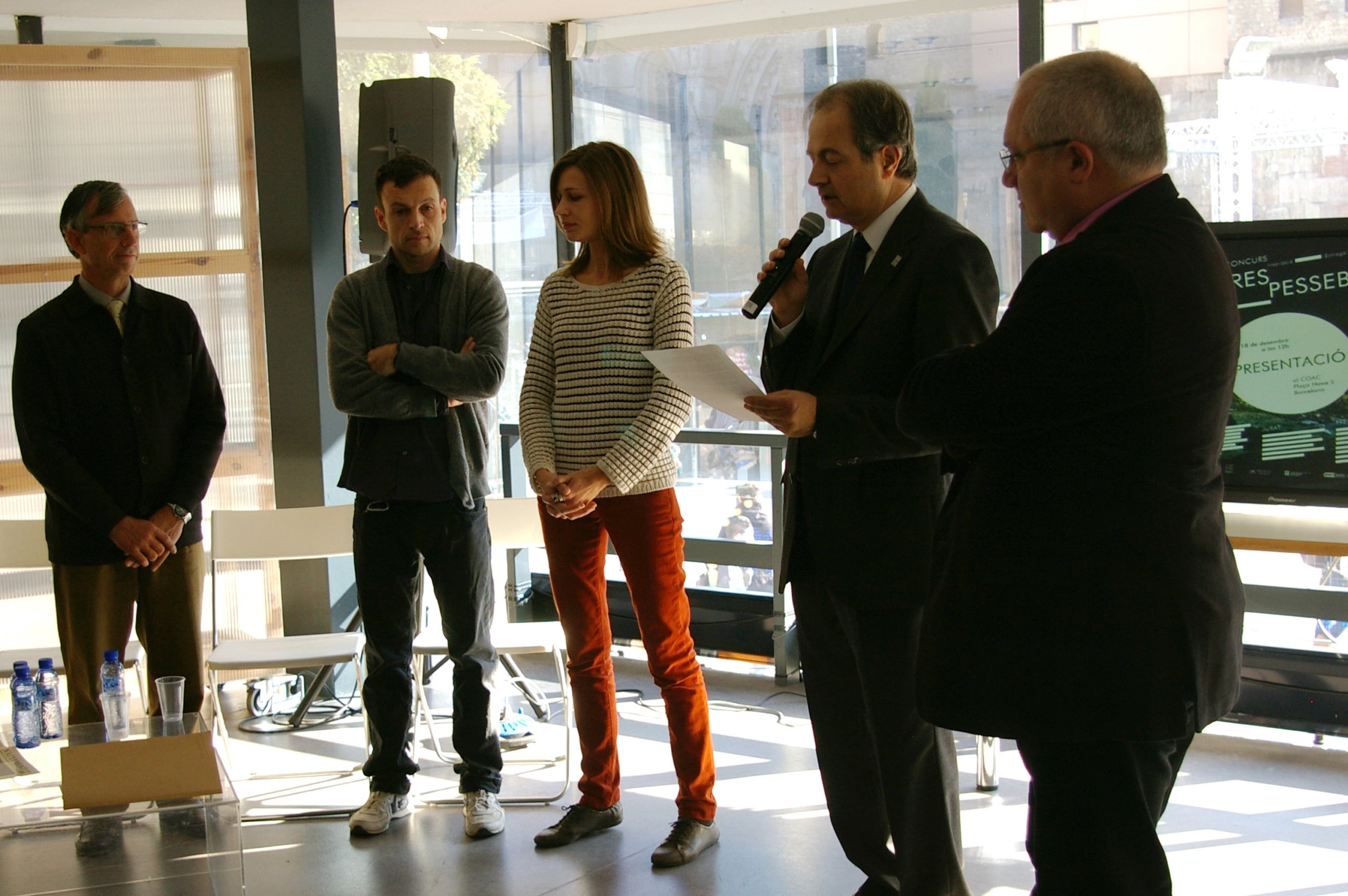 Adelais Parera: “Les obres proposen una reinterpretació simbòlica dels pessebres”