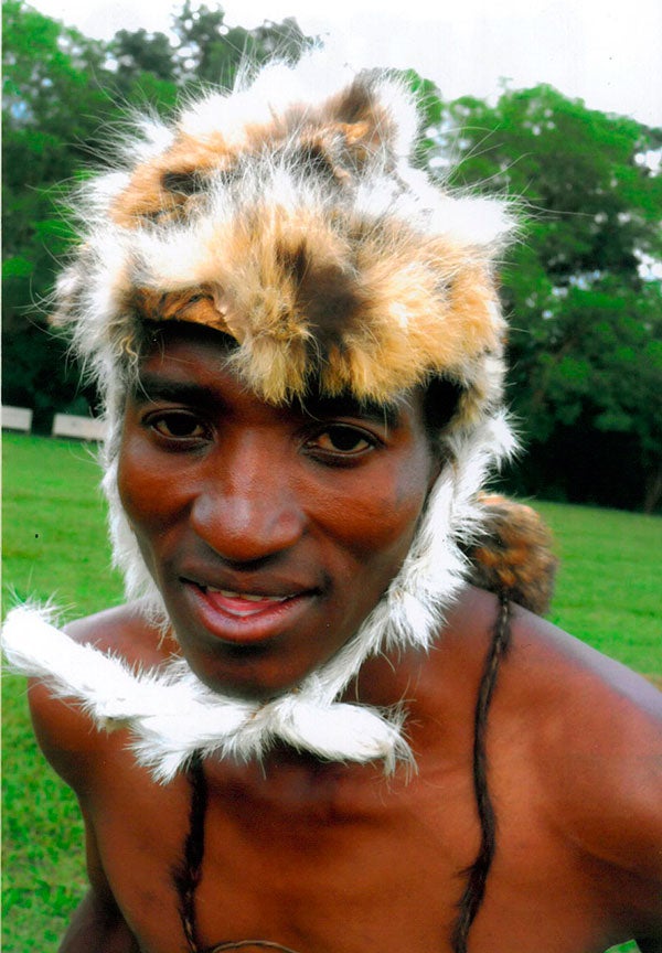 El tchopa, dansa de sacrifici de la comunitat Lomwe