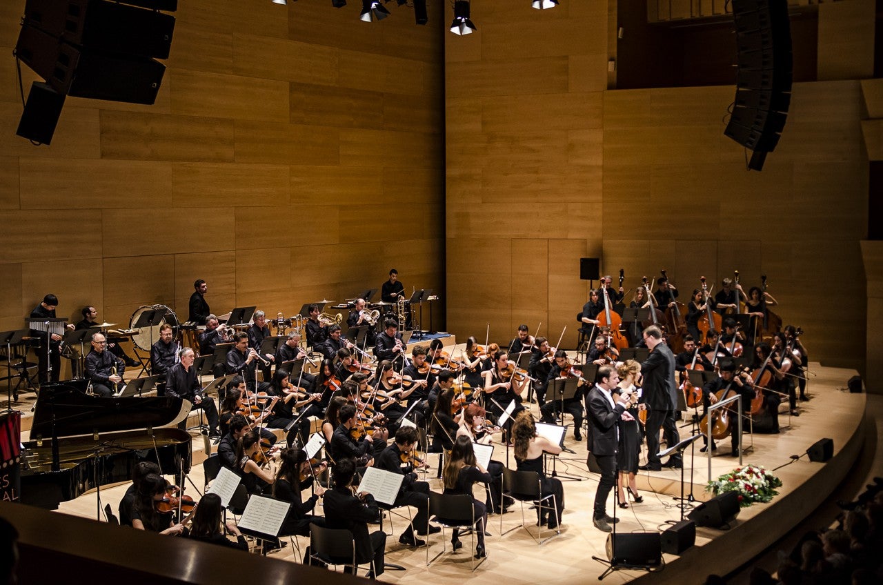 El tenor Josep Carreras clou al Liceu la Capital de la Sardana de Barcelona