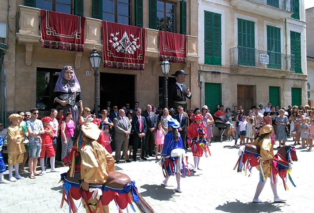 Els cavallets cotoners, vius als Països Catalans