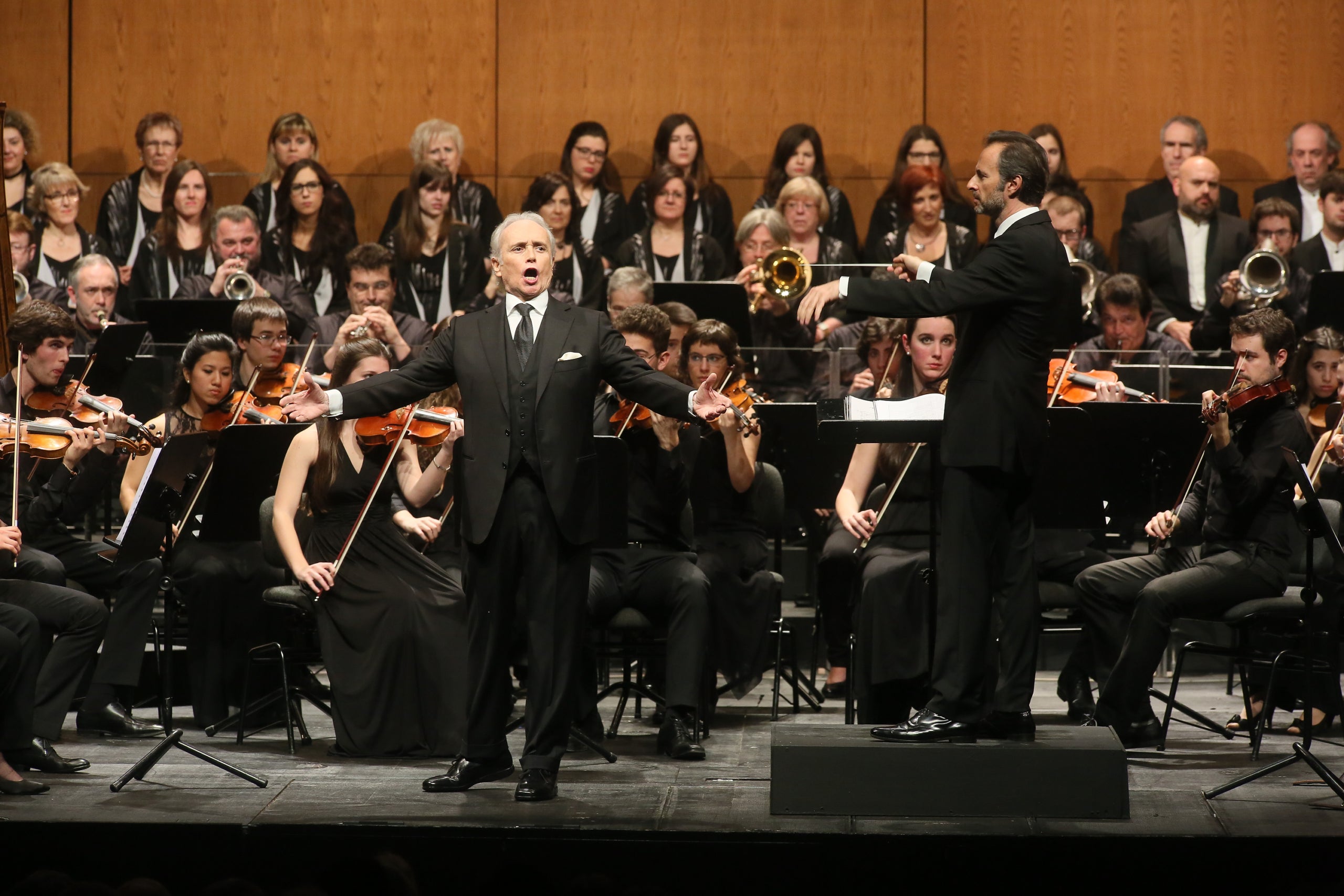 Emoció i sardanes al Liceu per a un gran final de festa