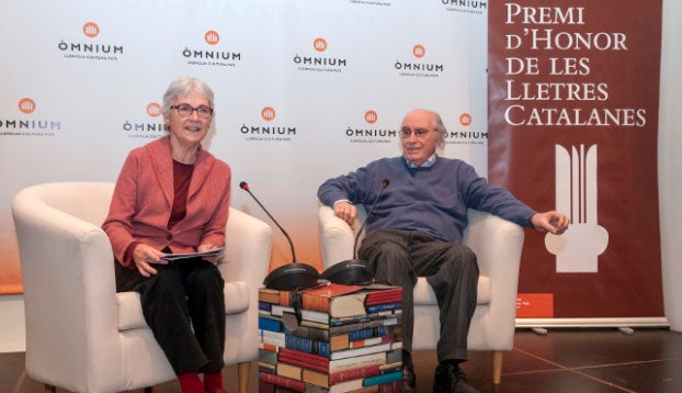 Joan Veny guanya el 47è  Premi d'Honor de les Lletres Catalanes