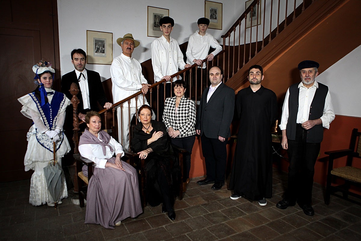 El dia que Gràcia es va fer independent, a escena