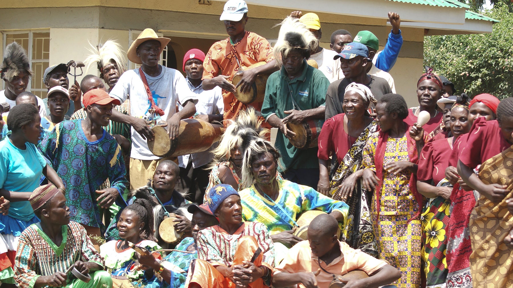 La dansa isukuti de les comunitats isukha i idakho