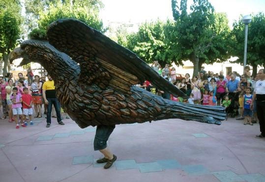 Segona vida per a l'àliga de les ales obertes de Vilafranca
