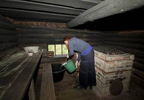 La sauna de fum, un vincle social i familiar