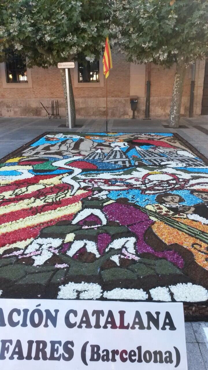 La Federació Catalana de Catifaires enlluerna Carrión de los Condes