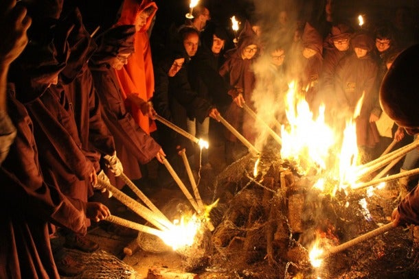 Conèixer a fons les Festes del Foc del Pirineu