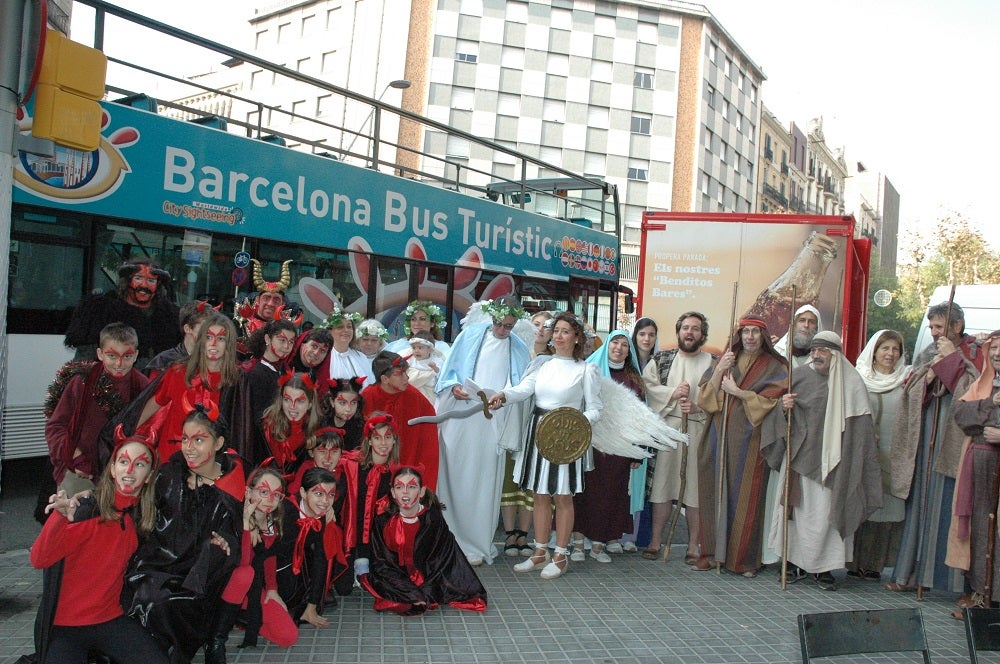 Els Pastorets arriben en bus turístic per fer temporada als teatres catalans
