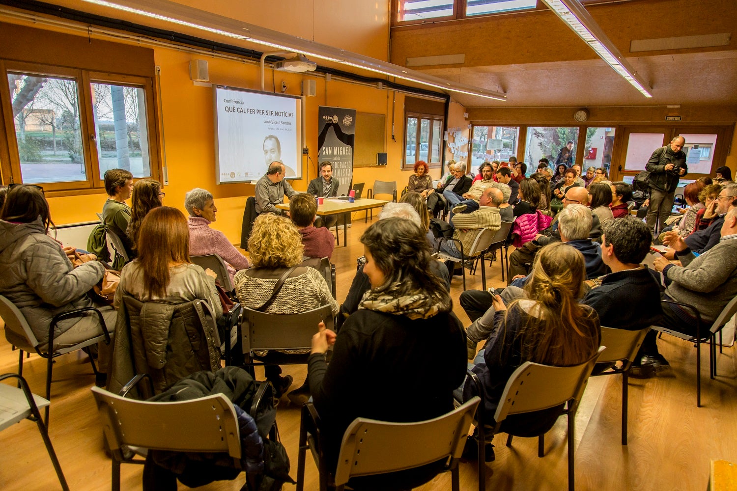 Enganxa't!, un bon exemple de formació per als sardanistes