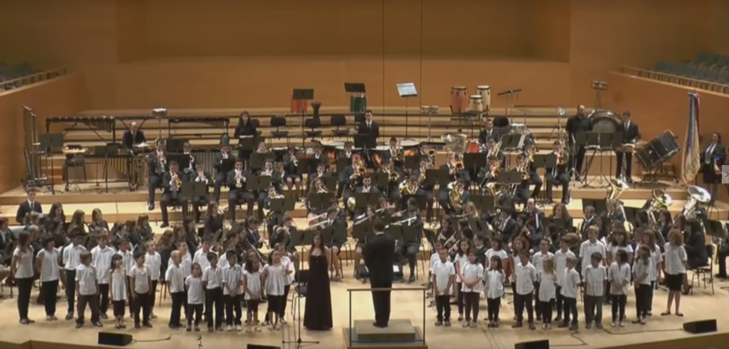 La banda d'Ulldecona dóna la benvinguda a la primavera