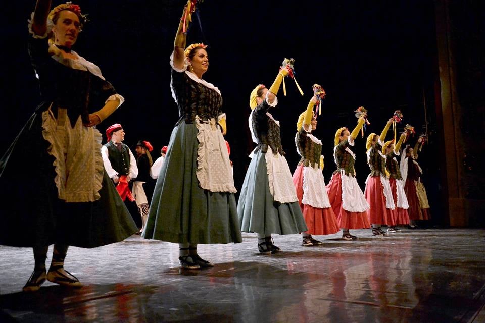 La 6a ballada a la fresca de l’Esbart Maragall, a Can Fabra