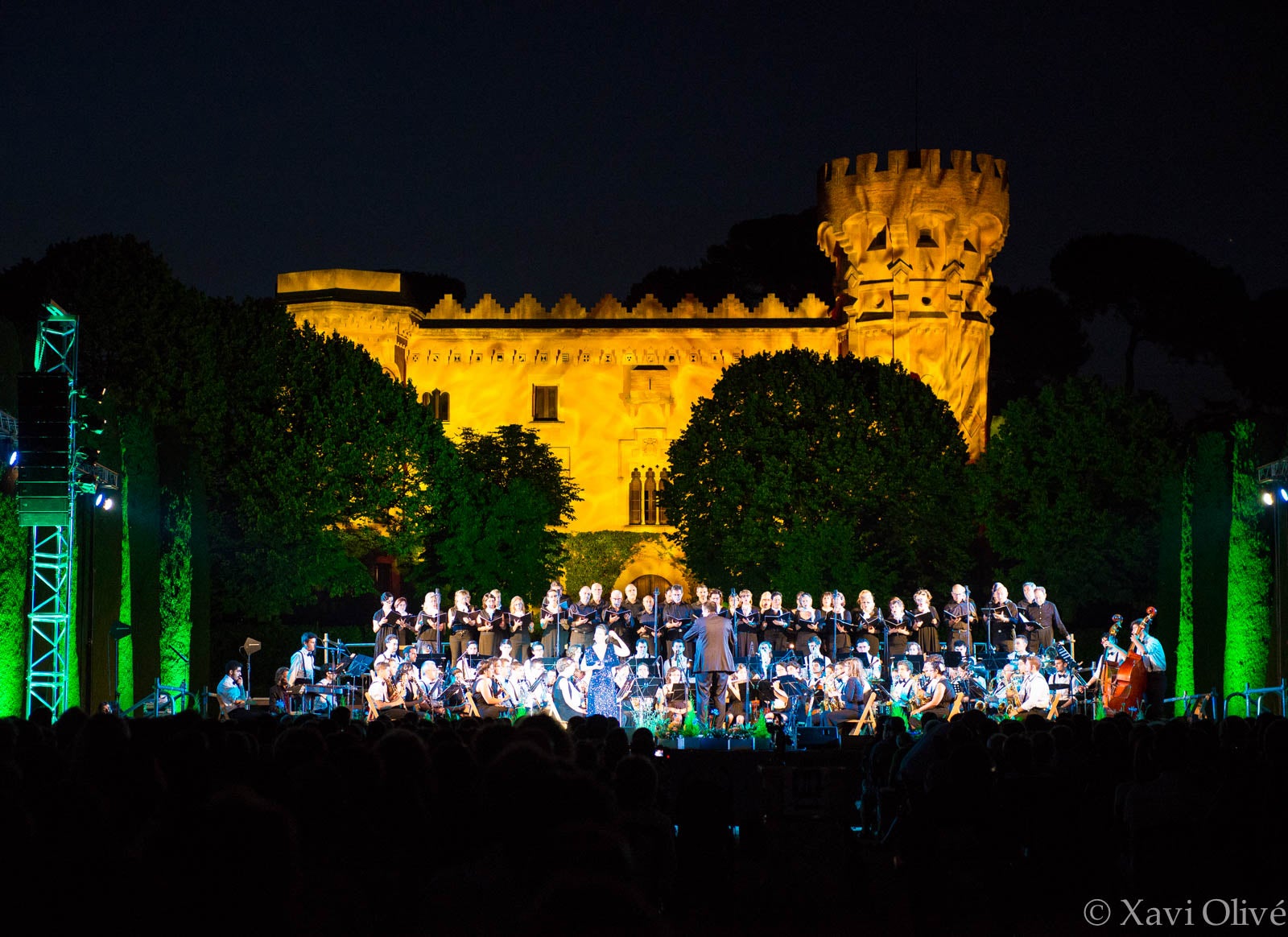 ‘Un castell de conte’ combinarà música, cant coral, coreografies i dansa aèria