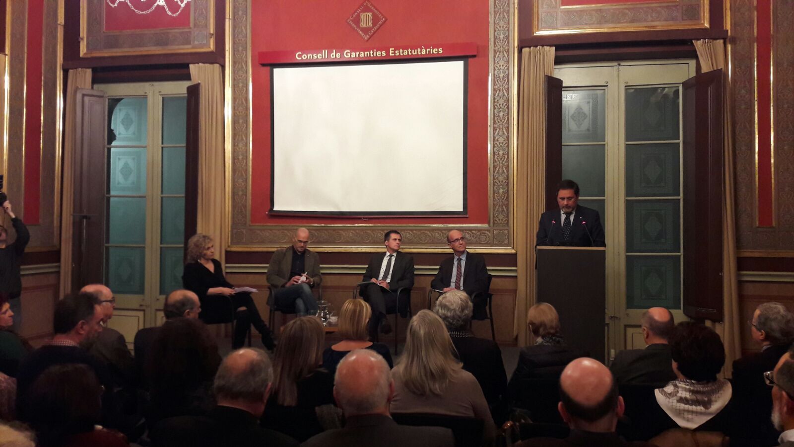 Fer complir els Drets Humans, una feina de tots