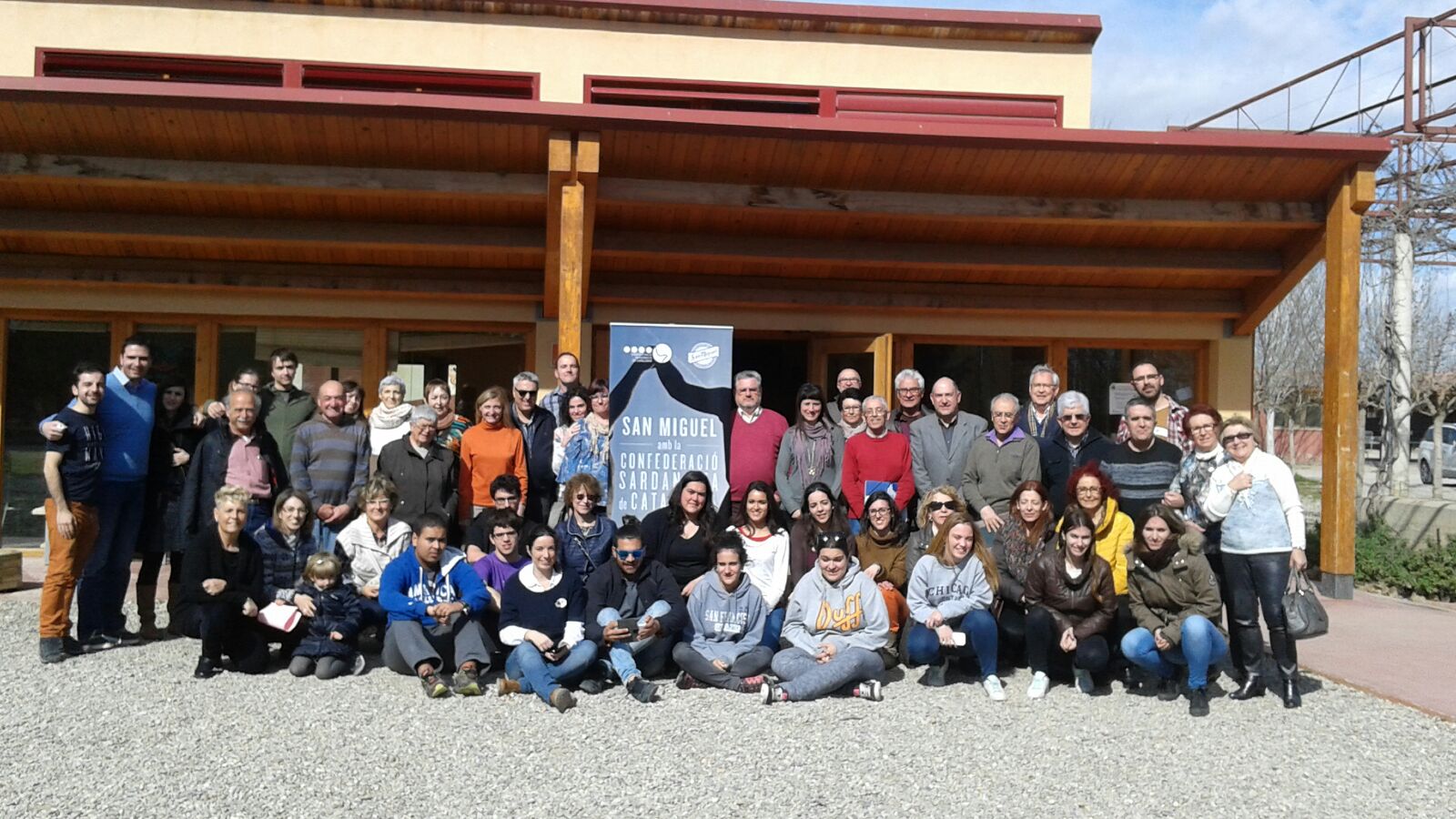 Enganxa’t!, un tast per seduir monitors de sardana