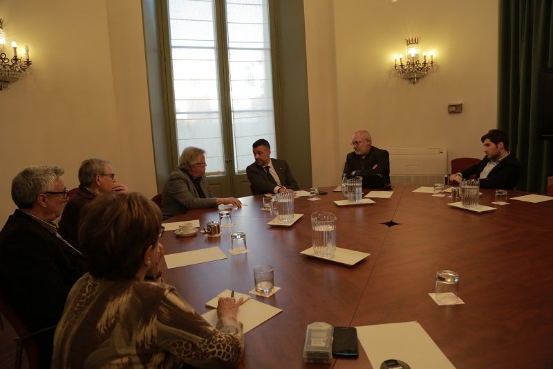 L’Ens presenta els Premis Antoni Carné al conseller Santi Vila