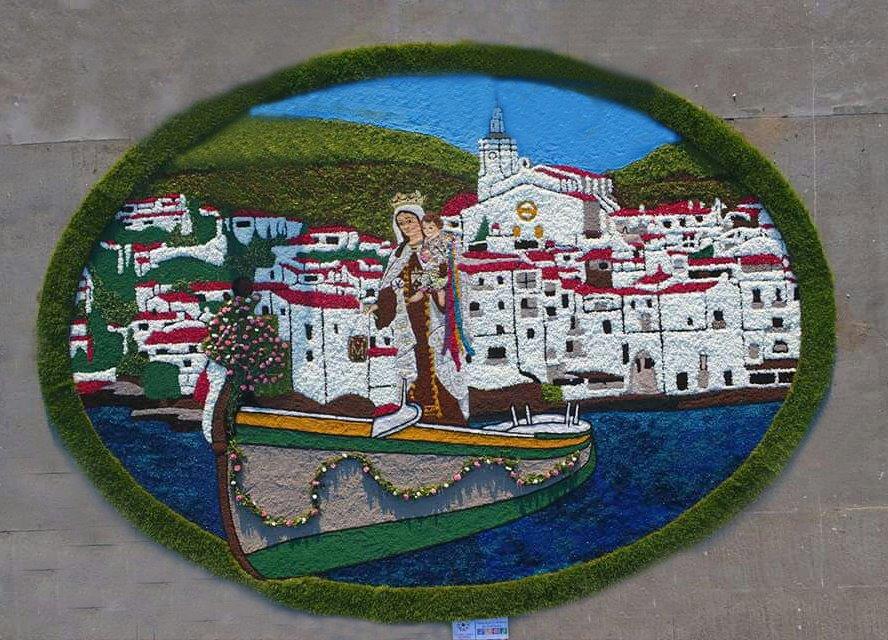 La Federació Catalana de Catifaires sorprèn a Bueu