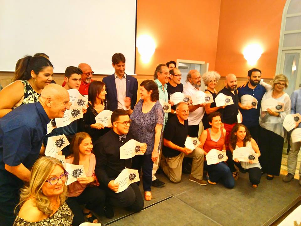 Si teniu un grup de teatre amateur, participeu a la 30a edició del Taca'm