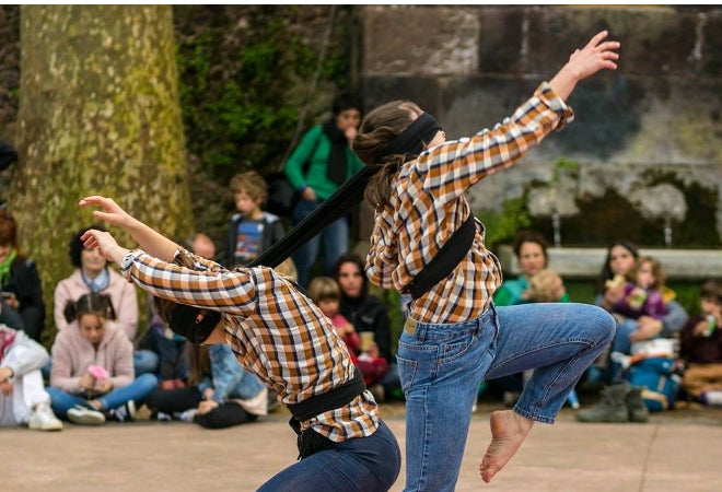 Una unió de dansa contemporània i castells, guanya el Delfí Colomé