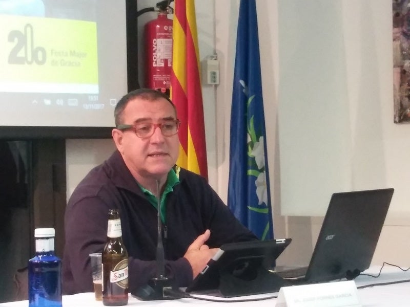 Sigues digne, participa de la festa