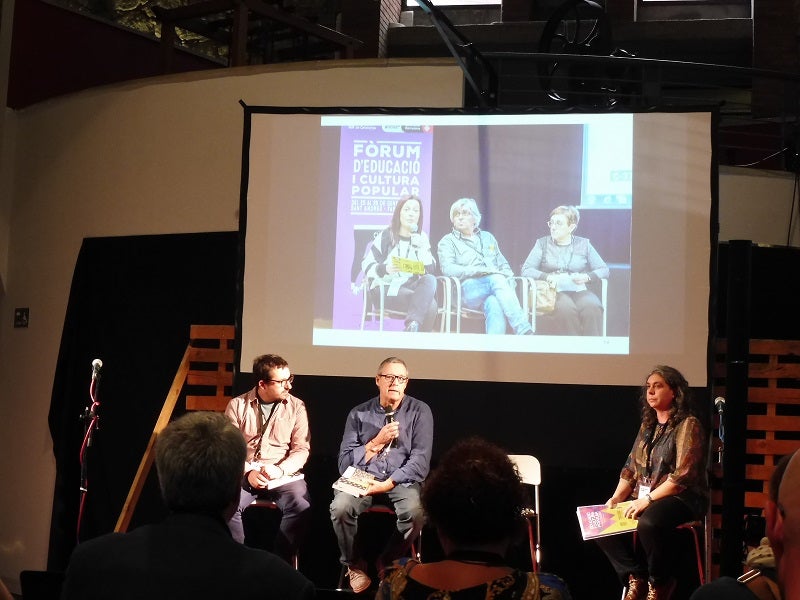 Joan-Ramon Gordo explicant la trajectòria de la revista Canemàs. Fotografies: Laura Clarasó