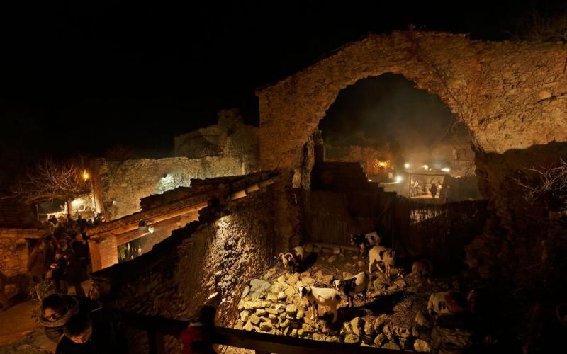 La Nit del Pessebre permetrà veure les exposicions pessebristes fins  a la una de la matinada.