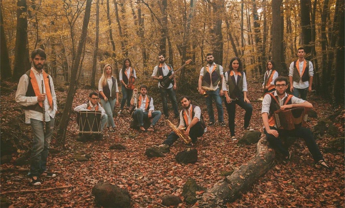 El grup Aires del Montseny actuarà diumenge a la nit a l'escenari de la plaça Major de Bellver