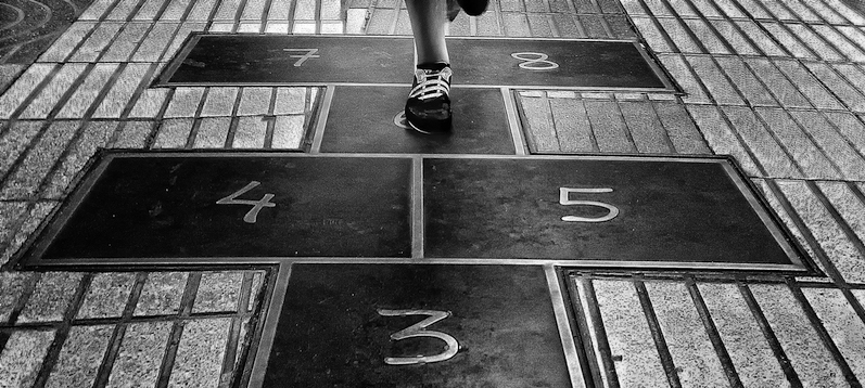 Els jocs populars i tradicionals s'han adaptat als nous carrers i places, opina Víctor Baroja.