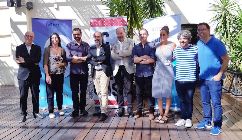 Oriol Soler (Som); Marià Angels Blasco (DG Cultura Popular); Roger Gispert (CCCC); Francesc Vilaró (secretari general Cultura), Vicent Sanchis (TV3); Marc Roma (Som); i els presentadors Aina Malloll, Biel Duran i Carles Cortès