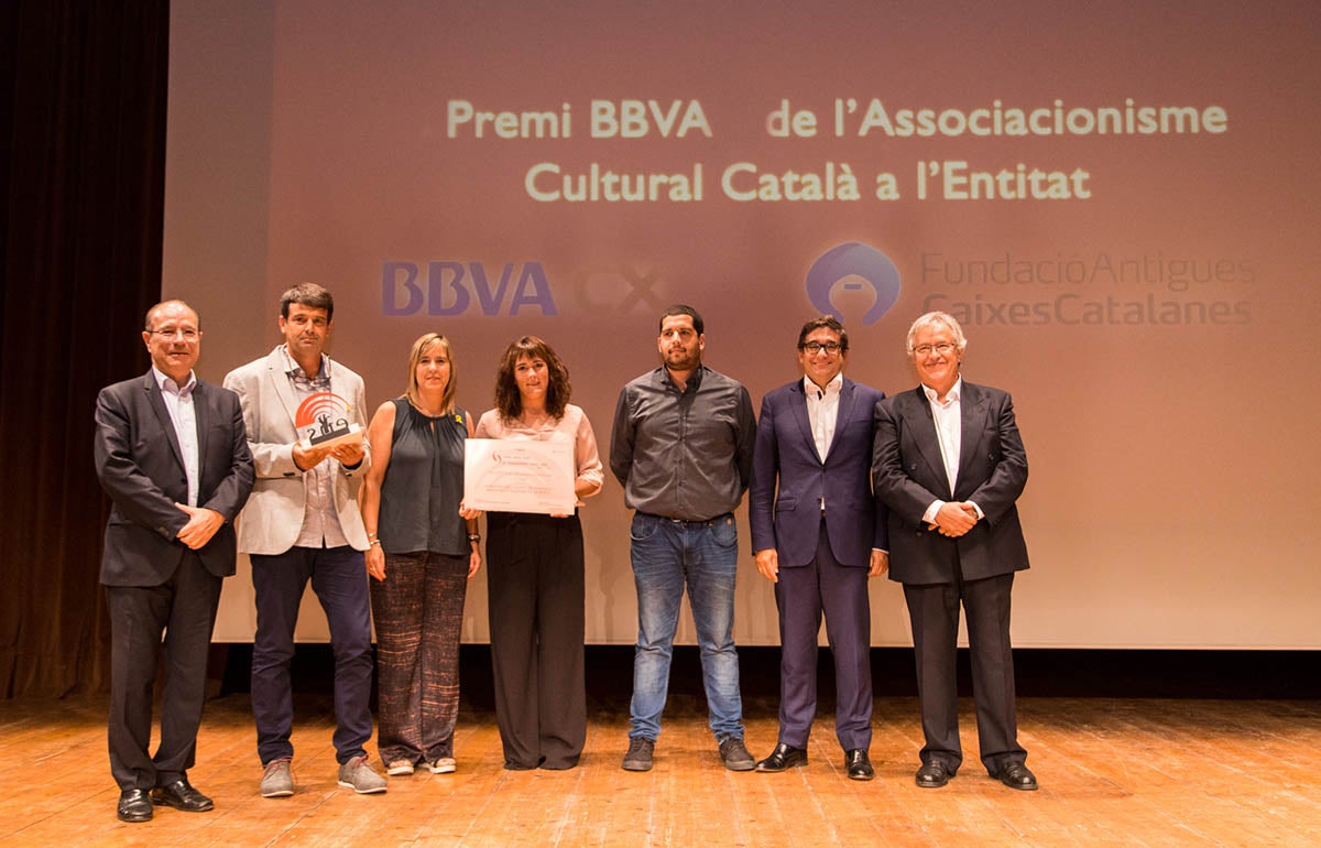 Edició anterior dels Premis Antoni Carné. La Comisió del Tonis de Tadell i Associació Alzinar de la Roca van rebre el Premi BBVA a l'Entitat.