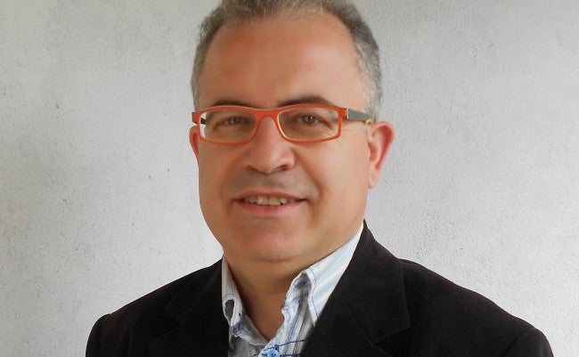 Jordi Betran és l'autor de 'Breu història dels castells i la muixeranga'