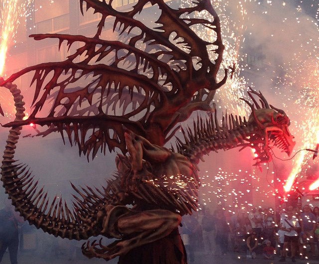 La Bèstia de Parets, obra de Dolors Sans, és una de les imatges exposades.