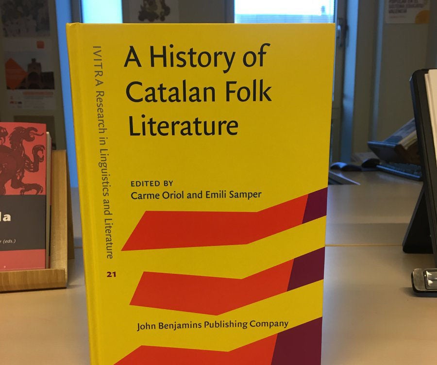 El llibre A History of Catalan Folk Literature és fruit d'un esforç col·laboratiu de quinze investigadors de diverses universitats i centres d'estudi.