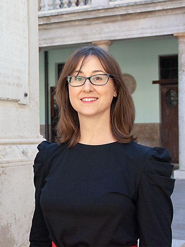 Emilia López és Doctora en Tecnologies de la Informació, Comunicacions i Computació per la Universitat de València