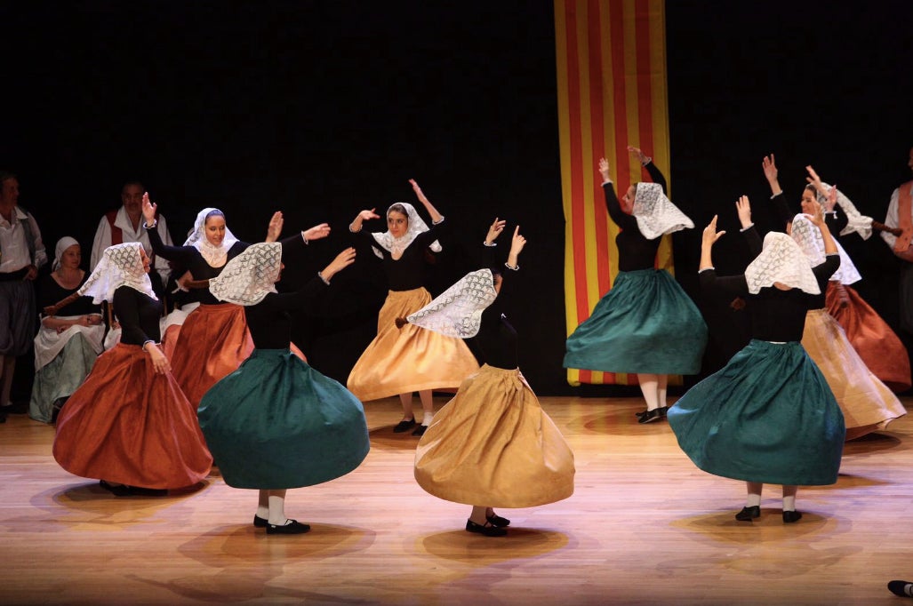 Es podrà augmentar l'aforament en els espectacles dels esbarts en recintes tancats