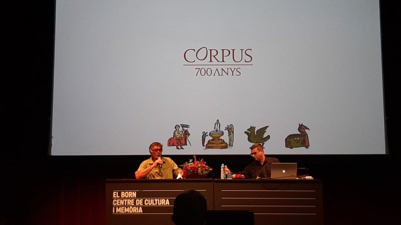 Francesc Fabregat presentant a Amadeu Carbó