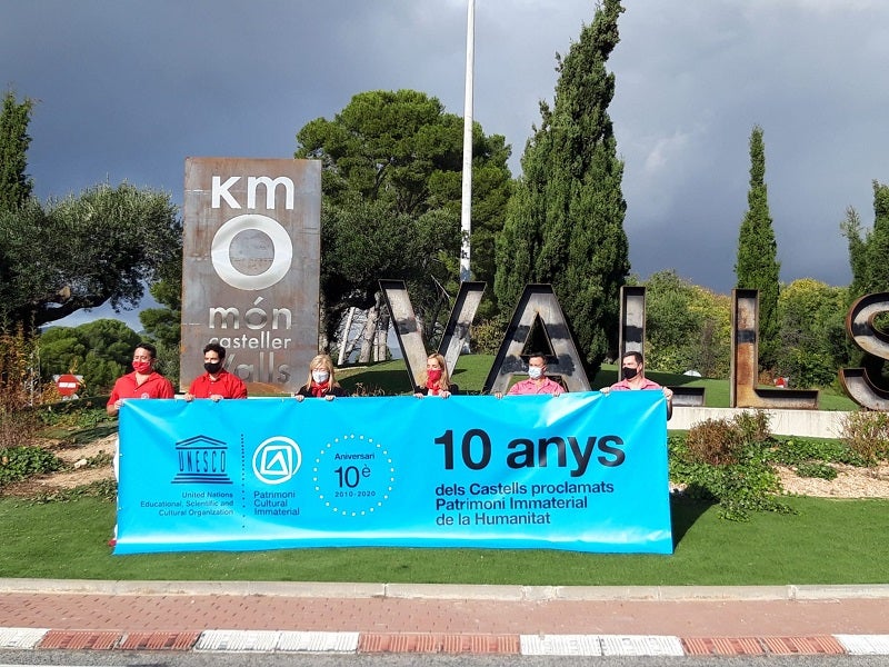 Les colles vallenques commemorant el desè aniversari