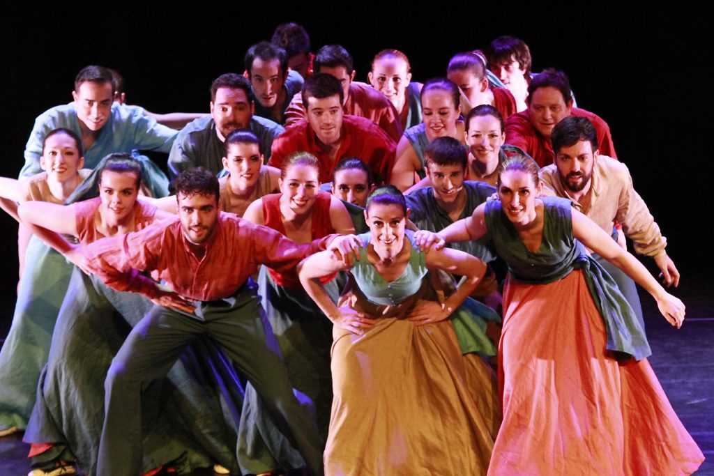 Des del 1992, l'Esbart Sant Martí ha impulsat vuit produccions