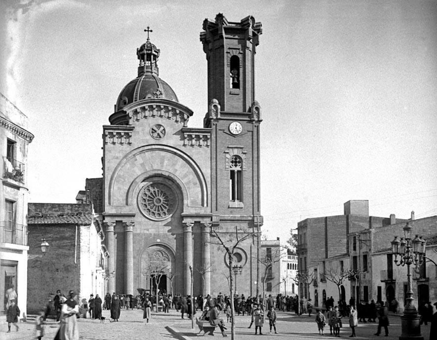 La plaça Orfila en una imatge de 1918